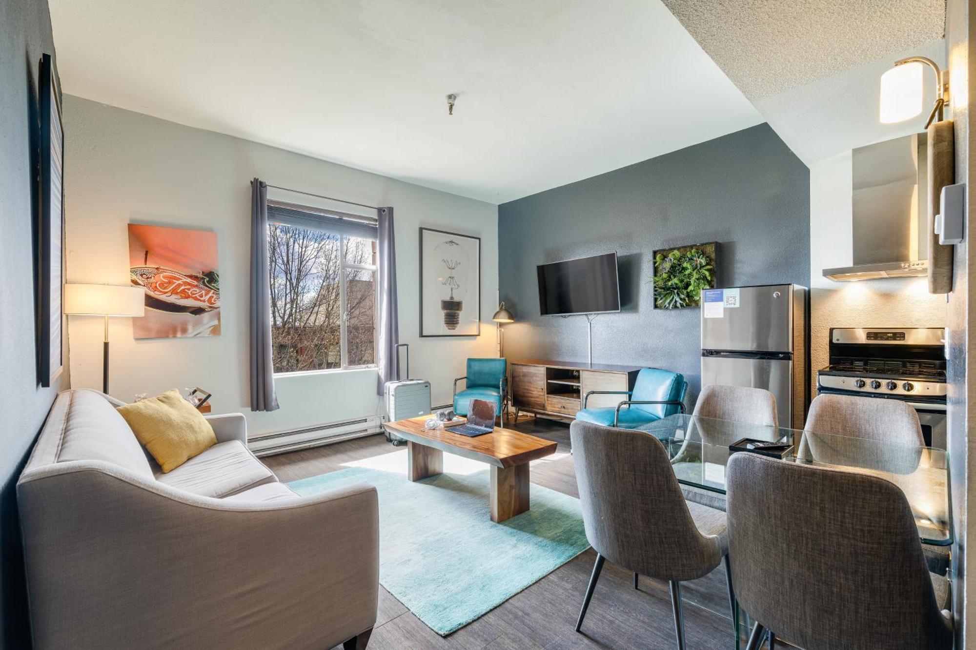 Oxford Apartment By At Mine Hospitality Seattle Bagian luar foto