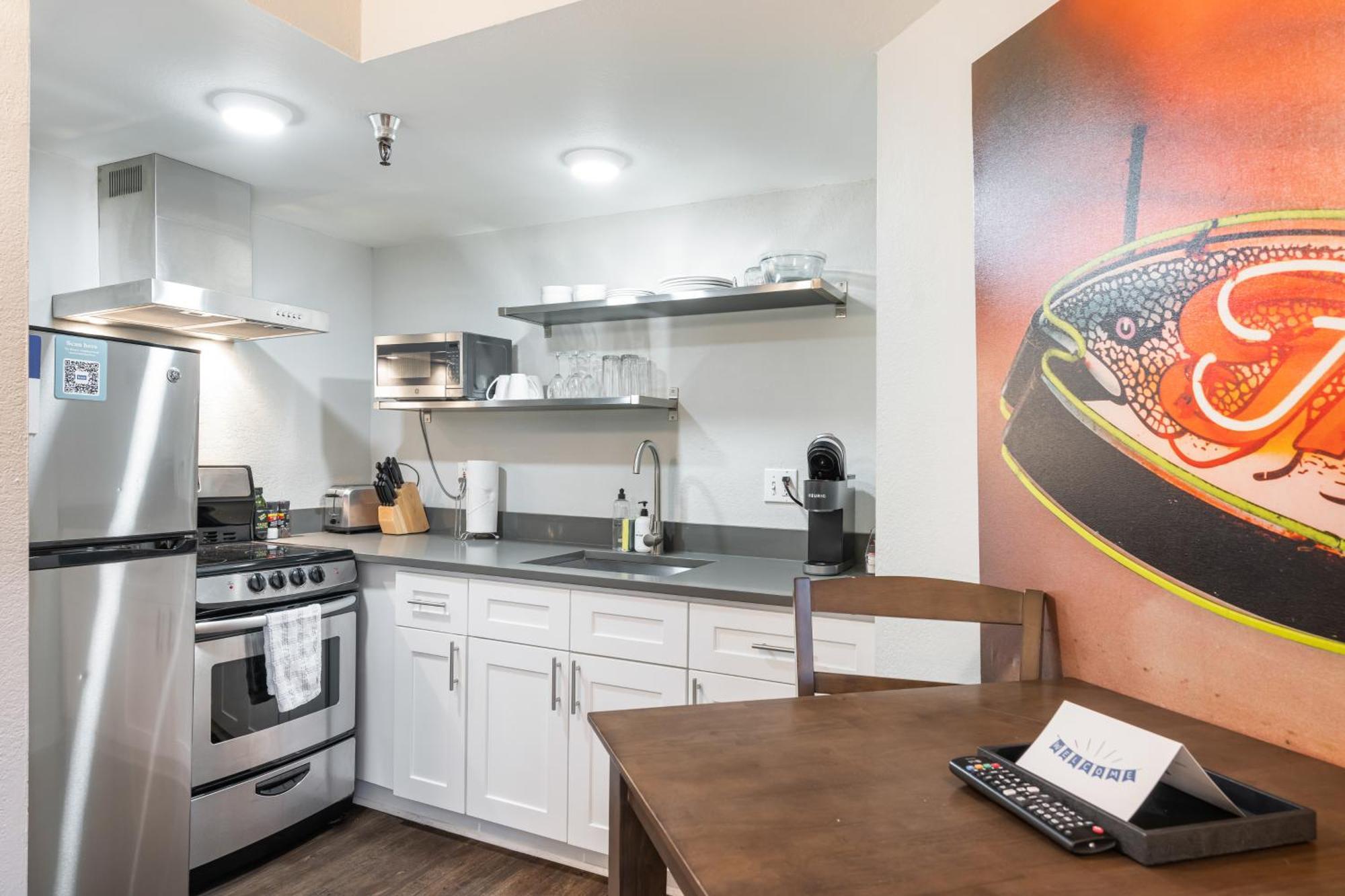 Oxford Apartment By At Mine Hospitality Seattle Bagian luar foto